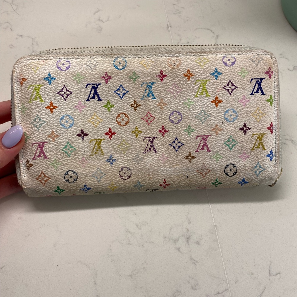 Authentic Louis Vuitton wallet. - Picture 2 of 8